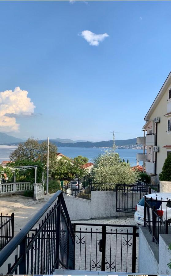 Lastochka.Mne Apartments Baošići Exterior foto