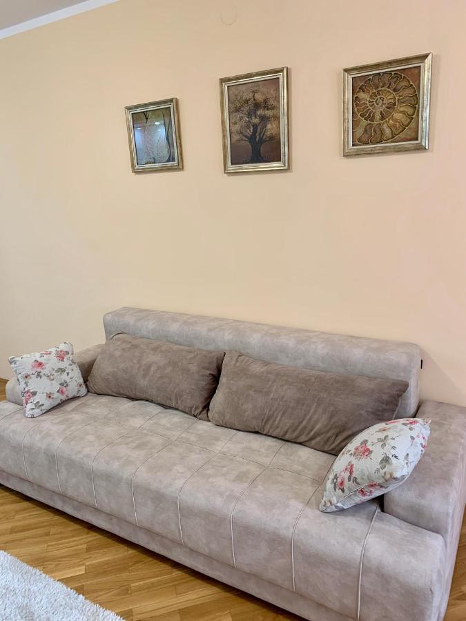 Lastochka.Mne Apartments Baošići Exterior foto
