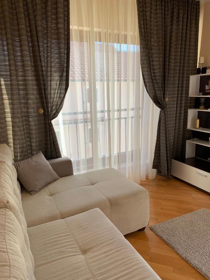 Lastochka.Mne Apartments Baošići Exterior foto